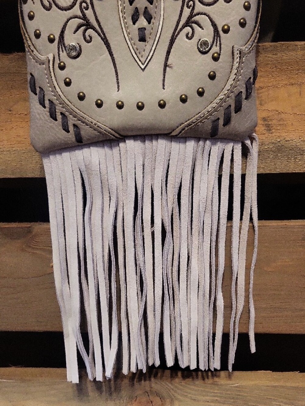 Embellished Taupe Fringe Crossbody Bag with Turquoise Concho NWT - Picture 5 of 15